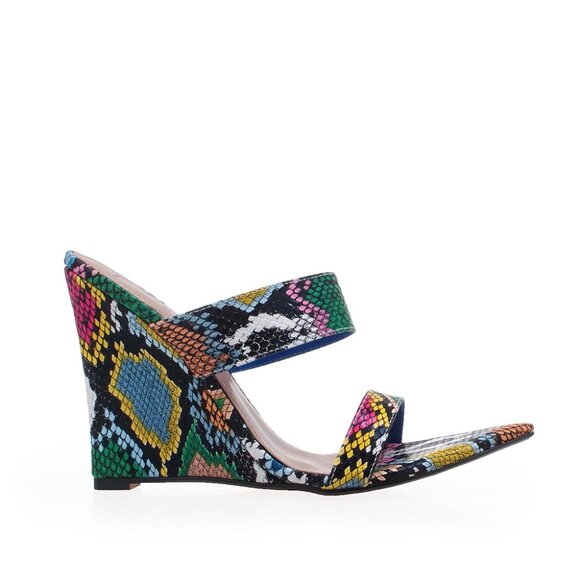 New Direct from Manufacturer! multi-colored reptile print wedges - Picture 1 of 3